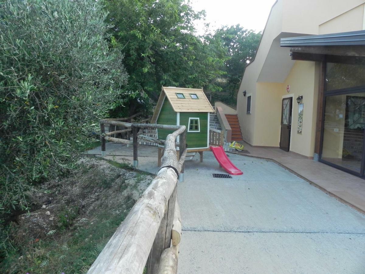 Agriturismo B&B Il Rifugio Di Nino Contursi Extérieur photo