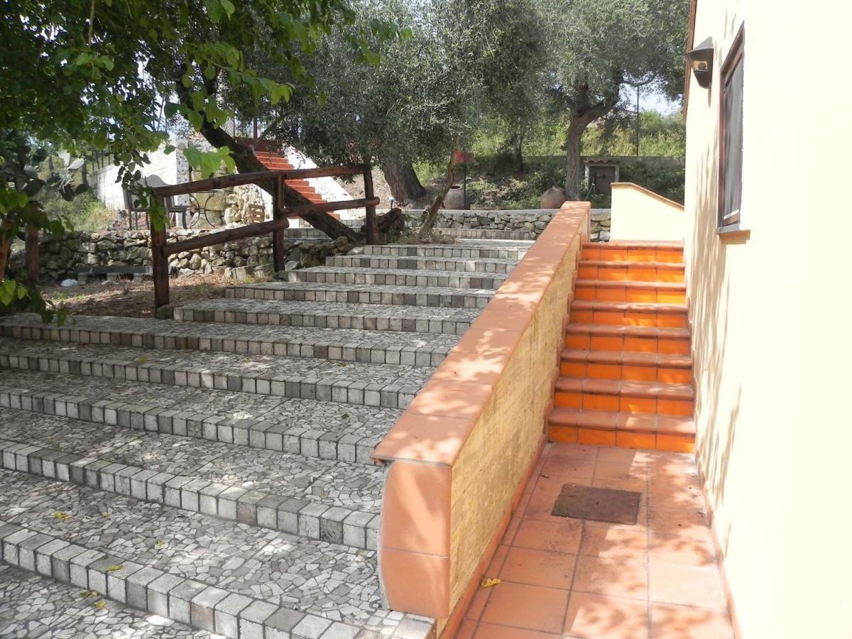 Agriturismo B&B Il Rifugio Di Nino Contursi Extérieur photo